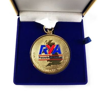 acheter Logo personnalisé Medallion de prix de sport de course gravé avec emballage en velours premium fabrication en ligne