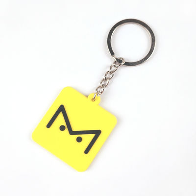 Personnalisez votre porte-clés en caoutchouc en PVC.
