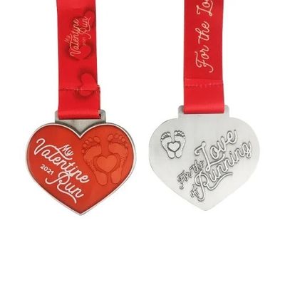 Personnalisé recycler des valentines  Day Fun Run Médailles de cœur peuvent être personnalisés avec des noms